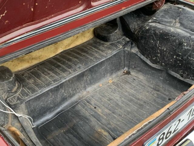 Красный ВАЗ 2101, объемом двигателя 1.2 л и пробегом 100 тыс. км за 360 $, фото 5 на Automoto.ua