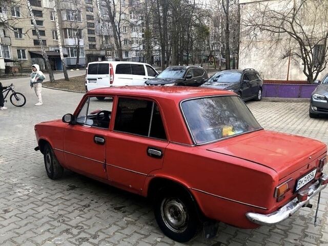 Червоний ВАЗ 2101, об'ємом двигуна 0.15 л та пробігом 2 тис. км за 500 $, фото 2 на Automoto.ua