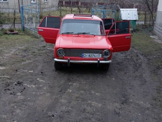 Красный ВАЗ 2101, объемом двигателя 1.2 л и пробегом 50 тыс. км за 650 $, фото 1 на Automoto.ua