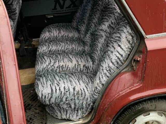 Красный ВАЗ 2101, объемом двигателя 1.2 л и пробегом 100 тыс. км за 360 $, фото 3 на Automoto.ua