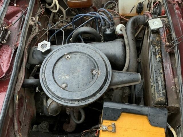 Красный ВАЗ 2101, объемом двигателя 1.2 л и пробегом 100 тыс. км за 360 $, фото 4 на Automoto.ua