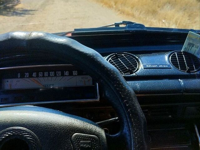 Красный ВАЗ 2101, объемом двигателя 1.2 л и пробегом 900 тыс. км за 850 $, фото 4 на Automoto.ua