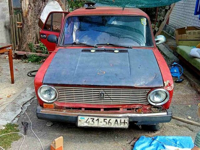 Красный ВАЗ 2101, объемом двигателя 1.3 л и пробегом 0 тыс. км за 230 $, фото 2 на Automoto.ua