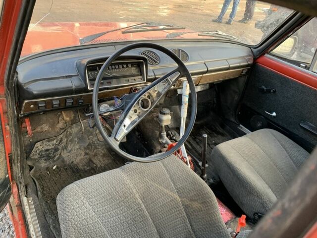 Красный ВАЗ 2101, объемом двигателя 0 л и пробегом 3 тыс. км за 450 $, фото 4 на Automoto.ua