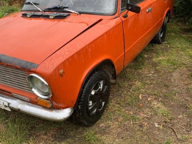 Красный ВАЗ 2101, объемом двигателя 1.6 л и пробегом 1 тыс. км за 450 $, фото 1 на Automoto.ua