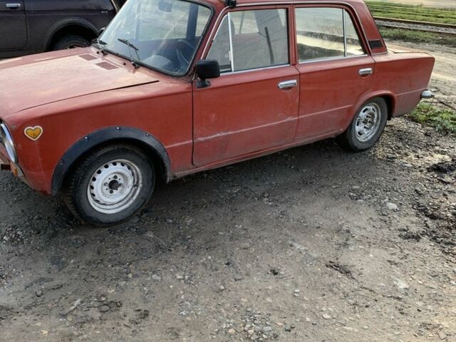 Красный ВАЗ 2101, объемом двигателя 0 л и пробегом 3 тыс. км за 450 $, фото 5 на Automoto.ua