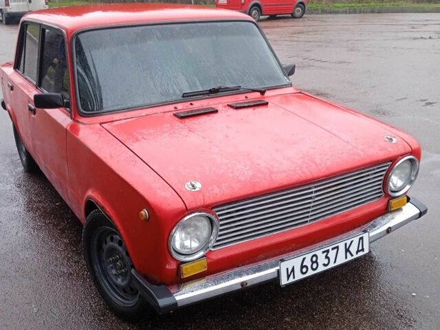 Красный ВАЗ 2101, объемом двигателя 1.5 л и пробегом 150 тыс. км за 999 $, фото 5 на Automoto.ua