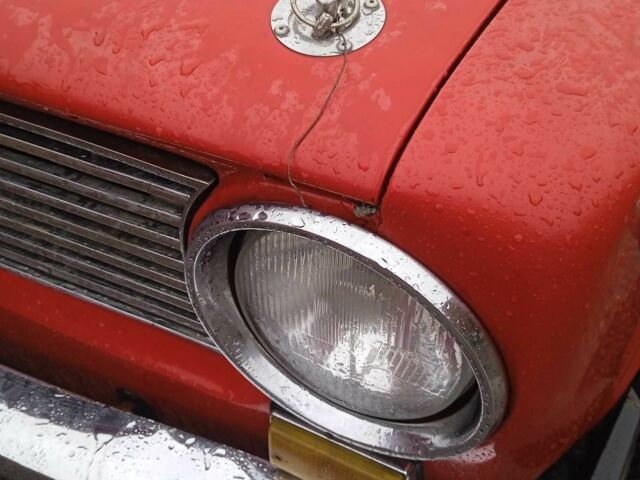 Красный ВАЗ 2101, объемом двигателя 1.5 л и пробегом 150 тыс. км за 999 $, фото 13 на Automoto.ua