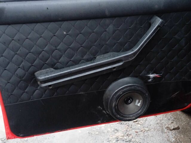 Красный ВАЗ 2101, объемом двигателя 1.5 л и пробегом 150 тыс. км за 999 $, фото 11 на Automoto.ua