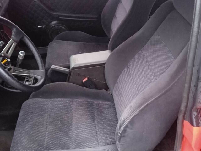 Красный ВАЗ 2101, объемом двигателя 1.5 л и пробегом 150 тыс. км за 999 $, фото 12 на Automoto.ua