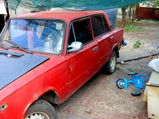 Красный ВАЗ 2101, объемом двигателя 1.3 л и пробегом 0 тыс. км за 230 $, фото 3 на Automoto.ua