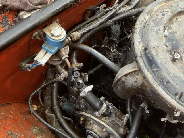 Красный ВАЗ 2101, объемом двигателя 1.3 л и пробегом 80 тыс. км за 143 $, фото 4 на Automoto.ua