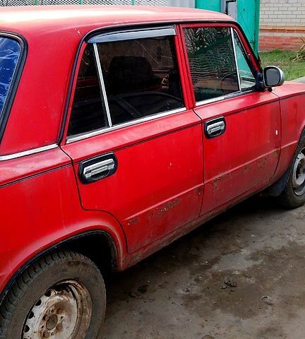 Червоний ВАЗ 2101, об'ємом двигуна 1.2 л та пробігом 0 тис. км за 450 $, фото 2 на Automoto.ua