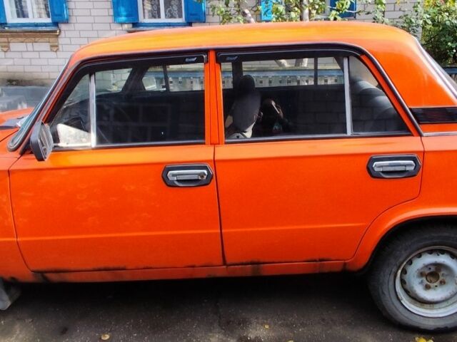 ВАЗ 2101 1978 в Черкассах на Automoto.ua Красный ВАЗ 2101, объемом двигателя 1.2 л и пробегом 1 тыс. км за 216 $, фото 2 на Automoto.ua