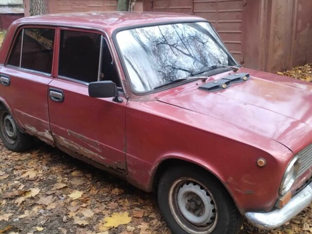 Красный ВАЗ 2101, объемом двигателя 1.2 л и пробегом 85 тыс. км за 143 $, фото 2 на Automoto.ua