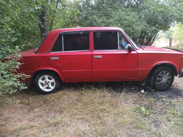 Красный ВАЗ 2101, объемом двигателя 1.3 л и пробегом 3 тыс. км за 521 $, фото 2 на Automoto.ua