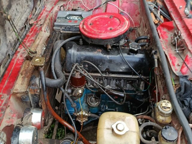 ВАЗ 2101 1979 в Жмеренке на Automoto.ua Красный ВАЗ 2101, объемом двигателя 1 л и пробегом 1 тыс. км за 336 $, фото 7 на Automoto.ua