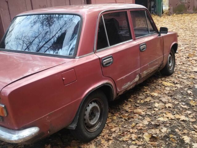 Красный ВАЗ 2101, объемом двигателя 1.2 л и пробегом 85 тыс. км за 143 $, фото 3 на Automoto.ua