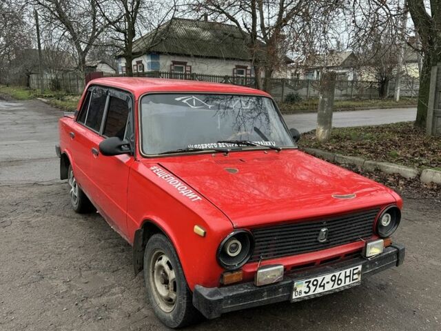 Червоний ВАЗ 2101, об'ємом двигуна 1.3 л та пробігом 200 тис. км за 343 $, фото 1 на Automoto.ua