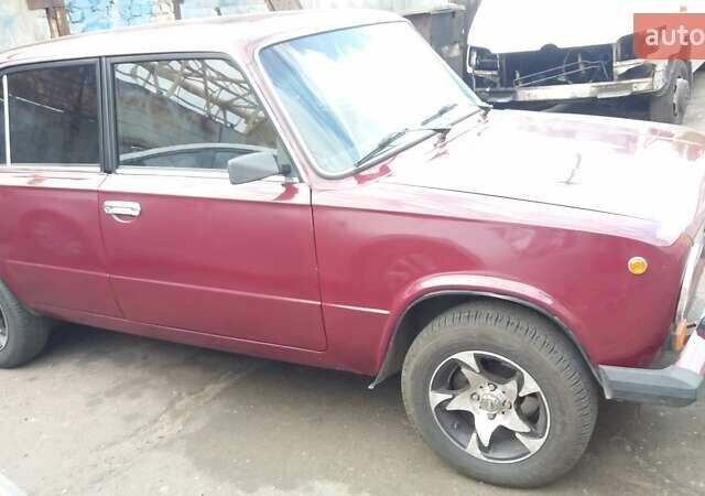 Червоний ВАЗ 2101, об'ємом двигуна 1.3 л та пробігом 300 тис. км за 1500 $, фото 2 на Automoto.ua