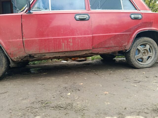 ВАЗ 2101 1979 в Жмеренке на Automoto.ua Красный ВАЗ 2101, объемом двигателя 1 л и пробегом 1 тыс. км за 336 $, фото 2 на Automoto.ua