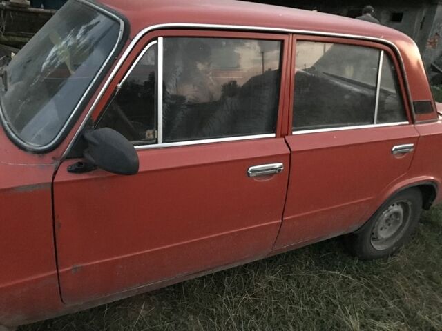 Червоний ВАЗ 2101, об'ємом двигуна 1.3 л та пробігом 130 тис. км за 400 $, фото 5 на Automoto.ua