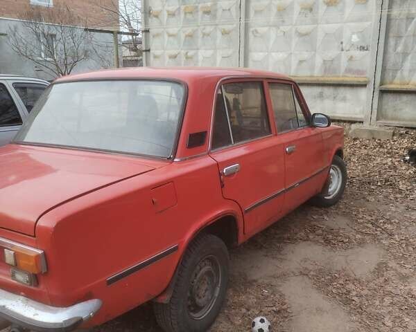 Красный ВАЗ 2101, объемом двигателя 1.3 л и пробегом 50 тыс. км за 600 $, фото 4 на Automoto.ua