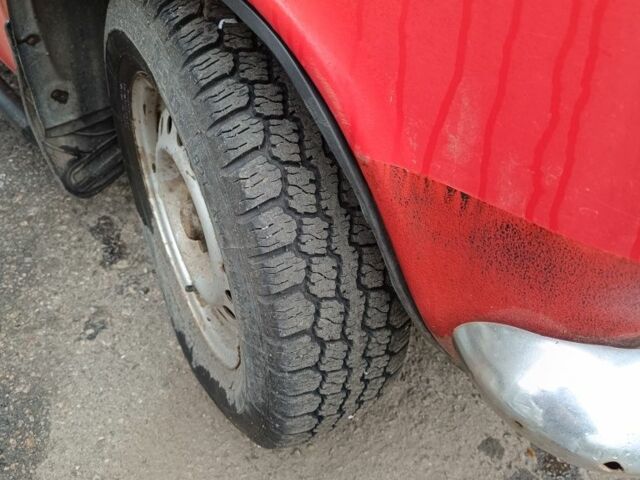 Красный ВАЗ 2101, объемом двигателя 1.5 л и пробегом 99 тыс. км за 286 $, фото 3 на Automoto.ua