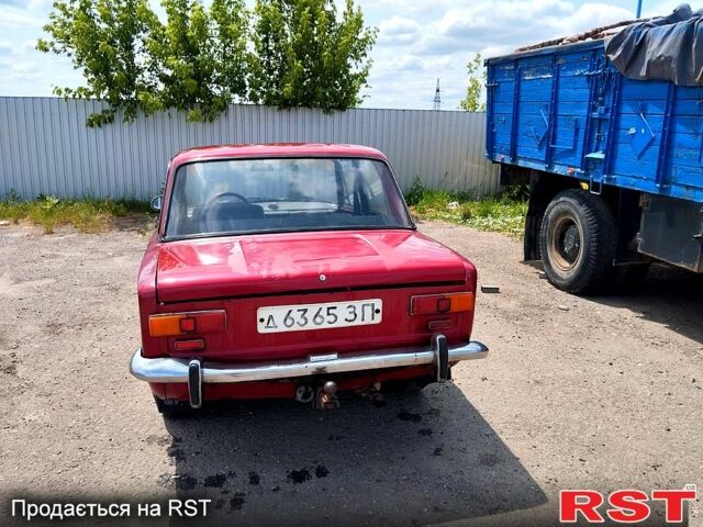 Красный ВАЗ 2101, объемом двигателя 1.6 л и пробегом 300 тыс. км за 300 $, фото 3 на Automoto.ua