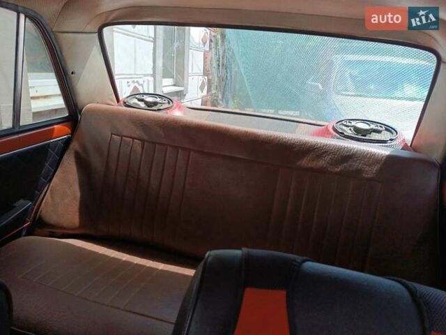 Красный ВАЗ 2101, объемом двигателя 1.3 л и пробегом 300 тыс. км за 365 $, фото 1 на Automoto.ua