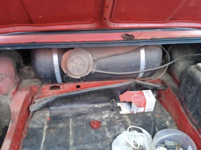 Червоний ВАЗ 2101, об'ємом двигуна 0 л та пробігом 100 тис. км за 285 $, фото 3 на Automoto.ua