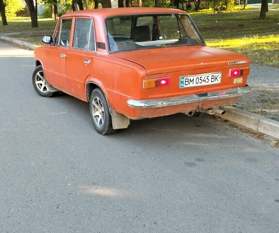 Красный ВАЗ 2101, объемом двигателя 1.3 л и пробегом 100 тыс. км за 624 $, фото 6 на Automoto.ua