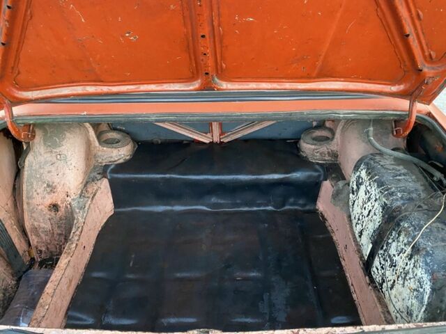 Красный ВАЗ 2101, объемом двигателя 1.2 л и пробегом 156 тыс. км за 450 $, фото 5 на Automoto.ua