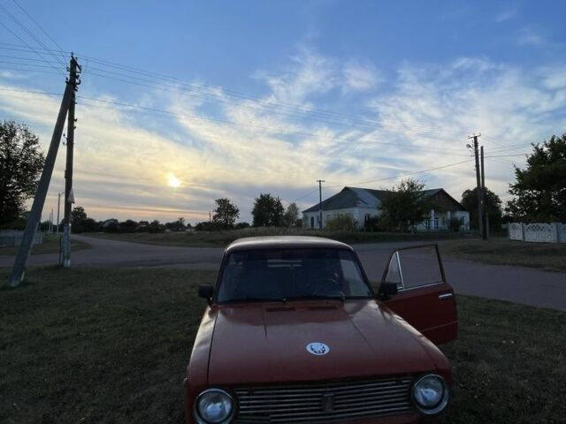 Красный ВАЗ 2101, объемом двигателя 1.3 л и пробегом 3 тыс. км за 328 $, фото 1 на Automoto.ua
