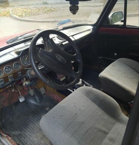 ВАЗ 2101 1980 в Кропивницком (Кировограде) на Automoto.ua Красный ВАЗ 2101, объемом двигателя 1.2 л и пробегом 84 тыс. км за 502 $, фото 9 на Automoto.ua