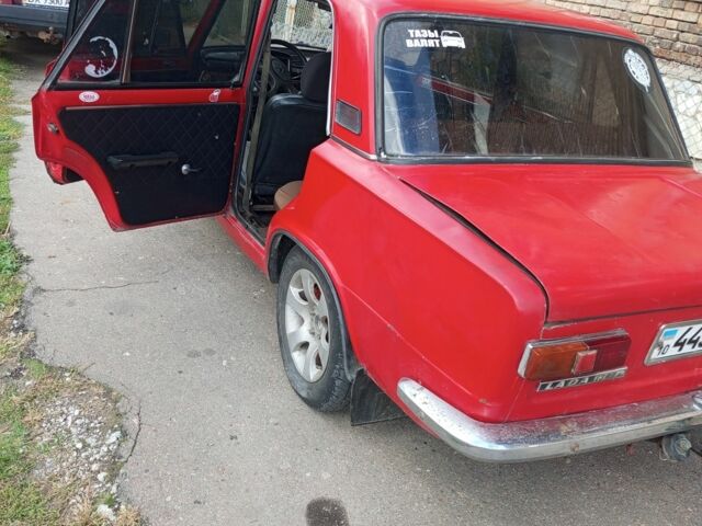 Красный ВАЗ 2101, объемом двигателя 0 л и пробегом 43 тыс. км за 597 $, фото 9 на Automoto.ua