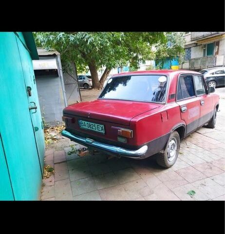 ВАЗ 2101 1980 в Кропивницком (Кировограде) на Automoto.ua Красный ВАЗ 2101, объемом двигателя 1.2 л и пробегом 84 тыс. км за 502 $, фото 4 на Automoto.ua