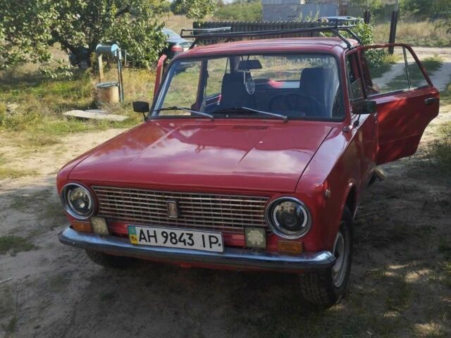 Красный ВАЗ 2101, объемом двигателя 1.3 л и пробегом 82 тыс. км за 777 $, фото 3 на Automoto.ua