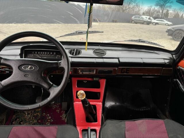 Красный ВАЗ 2101, объемом двигателя 1.7 л и пробегом 200 тыс. км за 595 $, фото 5 на Automoto.ua