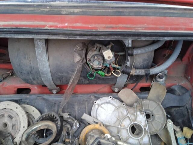 Червоний ВАЗ 2101, об'ємом двигуна 0 л та пробігом 100 тис. км за 285 $, фото 7 на Automoto.ua