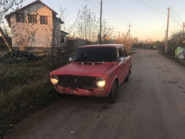 Красный ВАЗ 2101, объемом двигателя 1.3 л и пробегом 3 тыс. км за 262 $, фото 1 на Automoto.ua