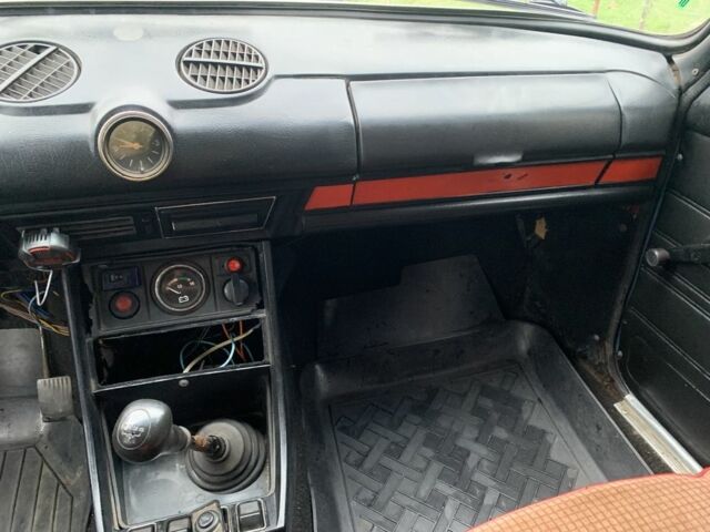 Красный ВАЗ 2101, объемом двигателя 1.3 л и пробегом 320 тыс. км за 650 $, фото 12 на Automoto.ua