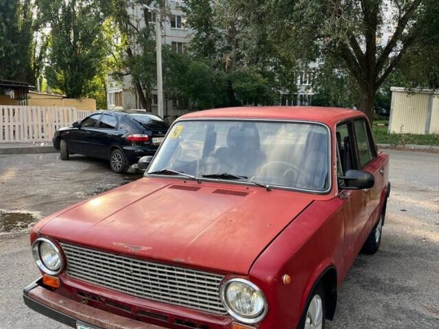 Красный ВАЗ 2101, объемом двигателя 1.3 л и пробегом 200 тыс. км за 450 $, фото 7 на Automoto.ua