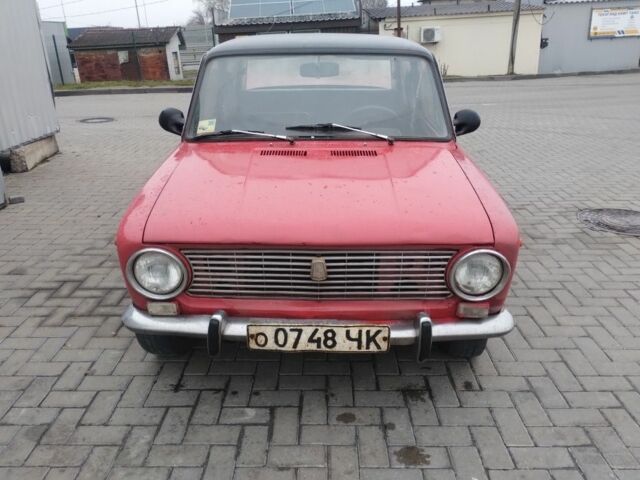 Красный ВАЗ 2101, объемом двигателя 1.3 л и пробегом 34 тыс. км за 402 $, фото 2 на Automoto.ua