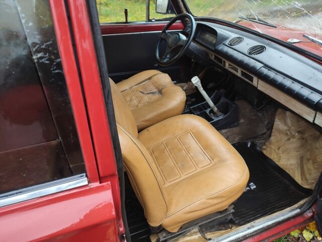 Красный ВАЗ 2101, объемом двигателя 1.3 л и пробегом 170 тыс. км за 350 $, фото 5 на Automoto.ua