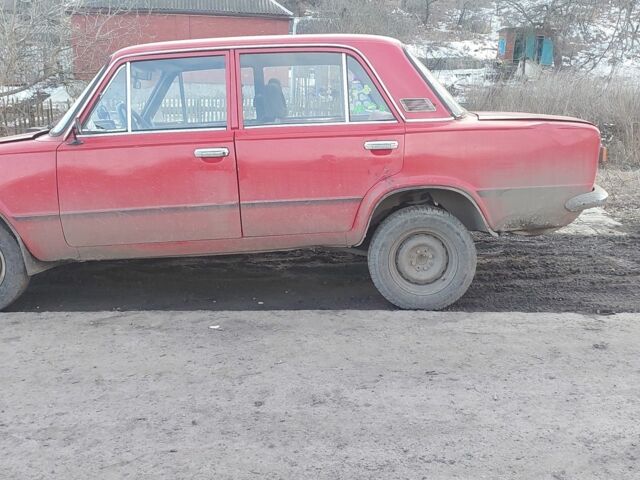 Красный ВАЗ 2101, объемом двигателя 0 л и пробегом 1000 тыс. км за 600 $, фото 3 на Automoto.ua