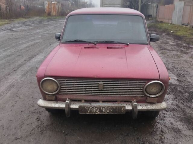 Красный ВАЗ 2101, объемом двигателя 0 л и пробегом 100 тыс. км за 497 $, фото 2 на Automoto.ua
