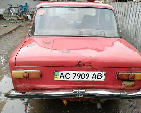 Красный ВАЗ 2101, объемом двигателя 0.2 л и пробегом 100 тыс. км за 235 $, фото 1 на Automoto.ua