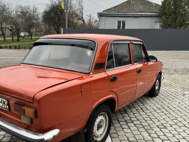Красный ВАЗ 2101, объемом двигателя 1.7 л и пробегом 200 тыс. км за 595 $, фото 3 на Automoto.ua