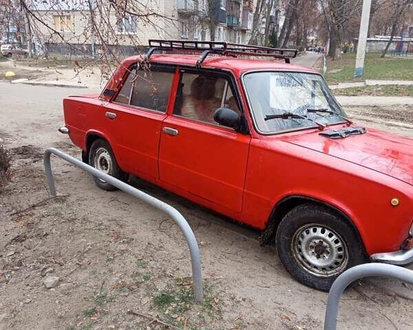 Красный ВАЗ 2101, объемом двигателя 1.2 л и пробегом 55 тыс. км за 900 $, фото 2 на Automoto.ua